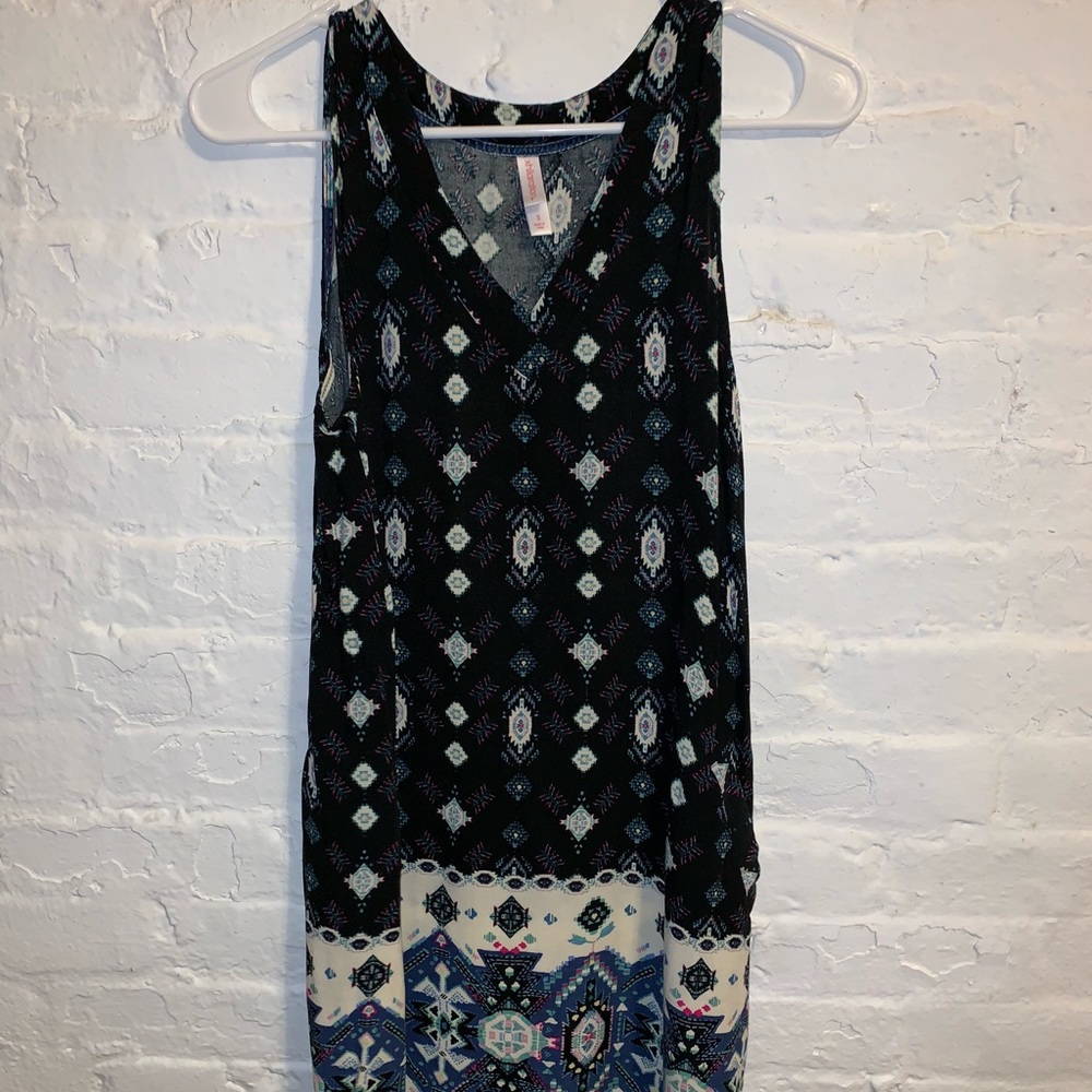 Patterned Blue & White Dress with Pockets